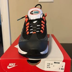 Nike Air Max 95 Essential